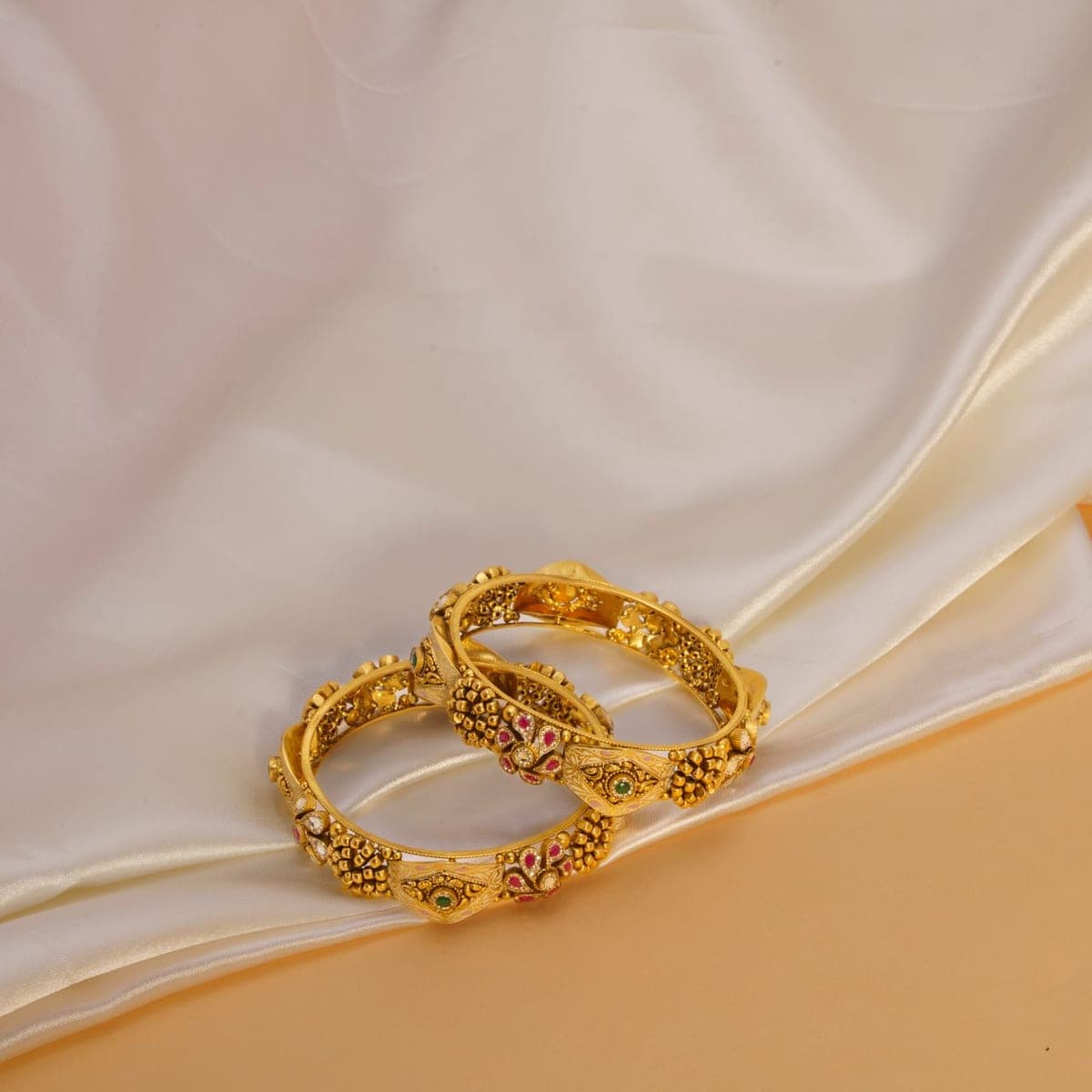 Amara Slim Bangle